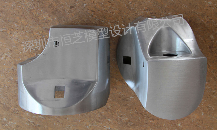 连接器部件